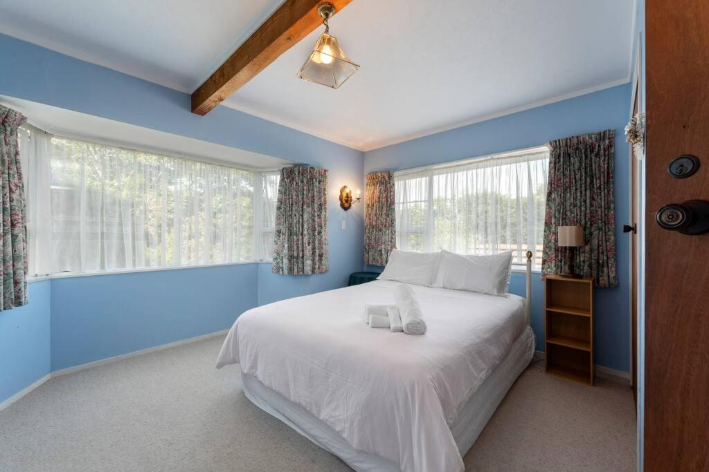 Charming Hideaway Villa Taupo Luaran gambar
