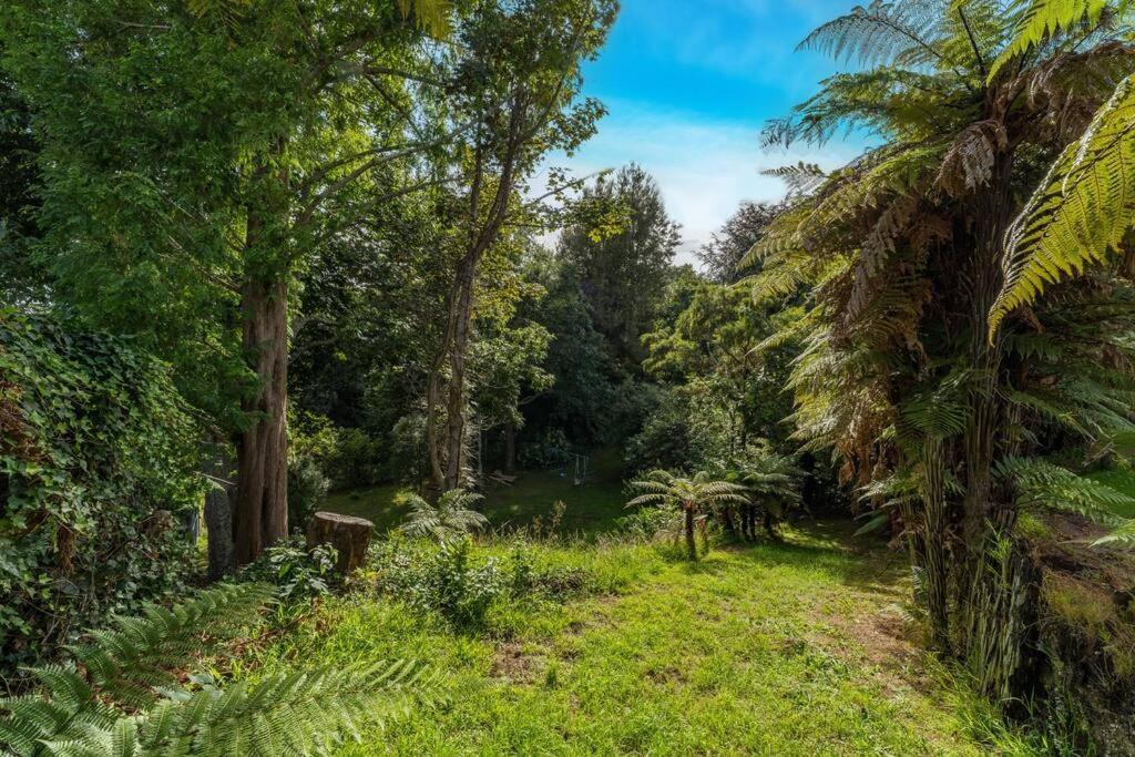 Charming Hideaway Villa Taupo Luaran gambar